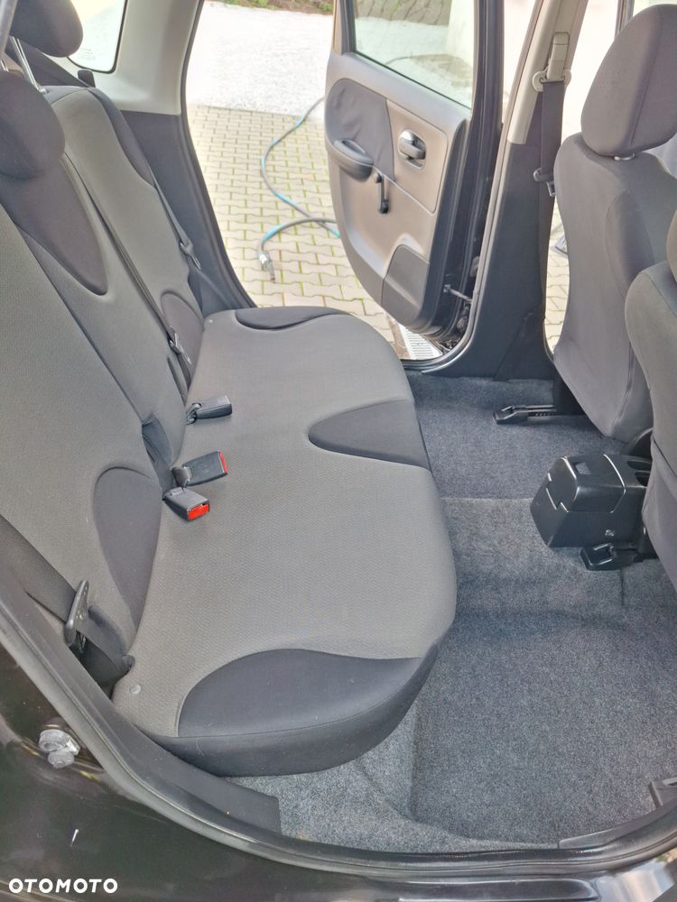 Nissan Note - 7