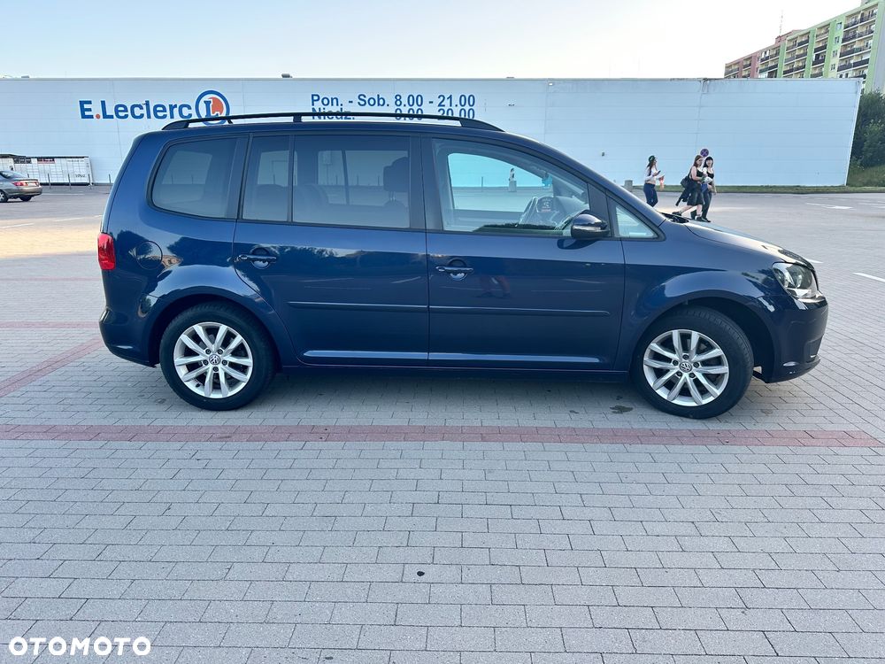 Volkswagen Touran 1.6 TDI DPF BlueMotion Technology Comfortline - 4
