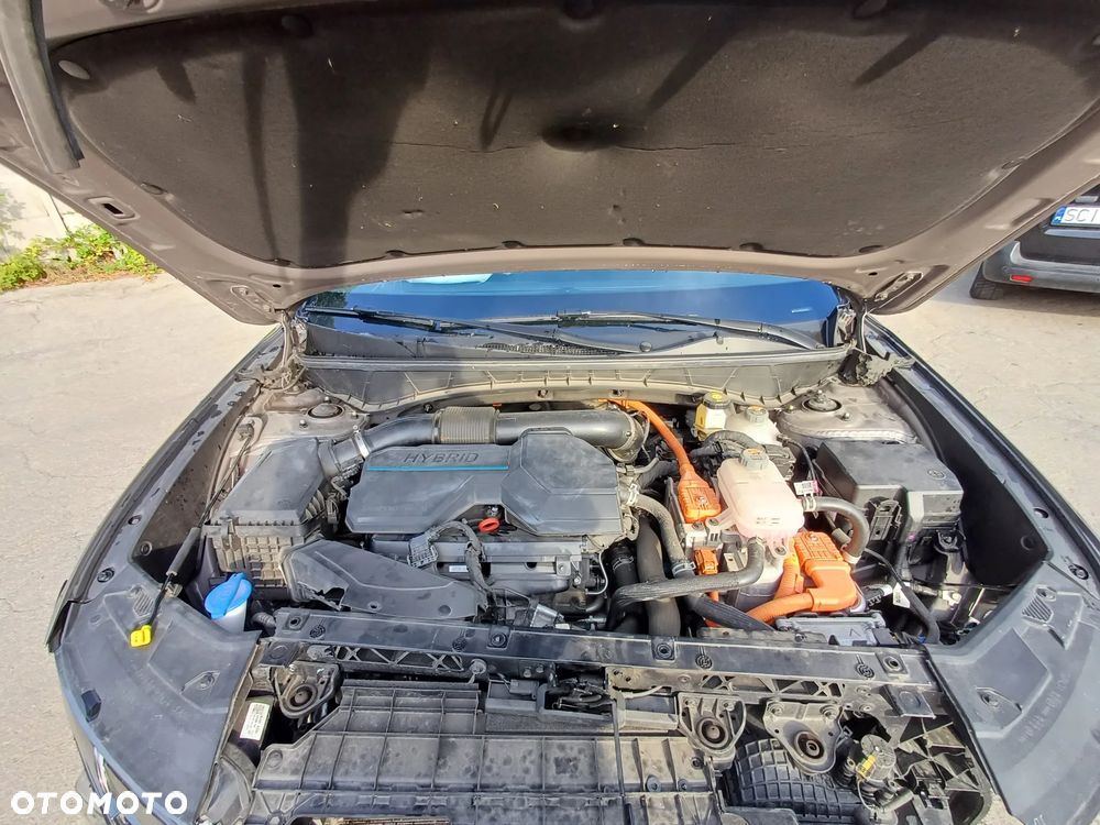Hyundai Tucson 1.6 T-GDi HEV Executive 2WD - 10