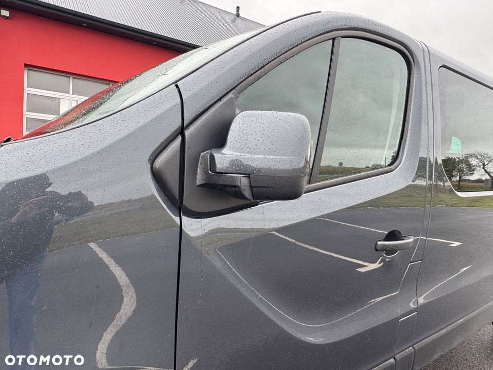 Renault Trafic SpaceClass 2.0 dCi - 21