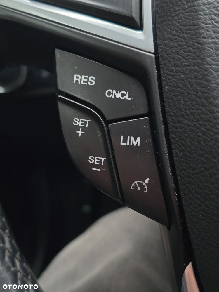 Ford Mondeo 2.0 EcoBlue Titanium - 30