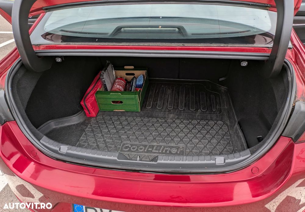 Mazda 3 e-Skyactiv G122 MHEV Plus - 9