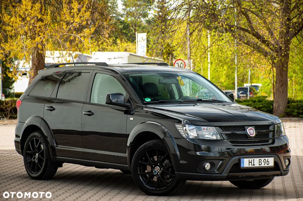 Fiat Freemont 2.0 Multijet Black Code AWD - 4