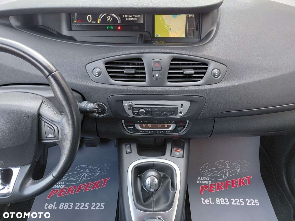 Renault Scenic - 23