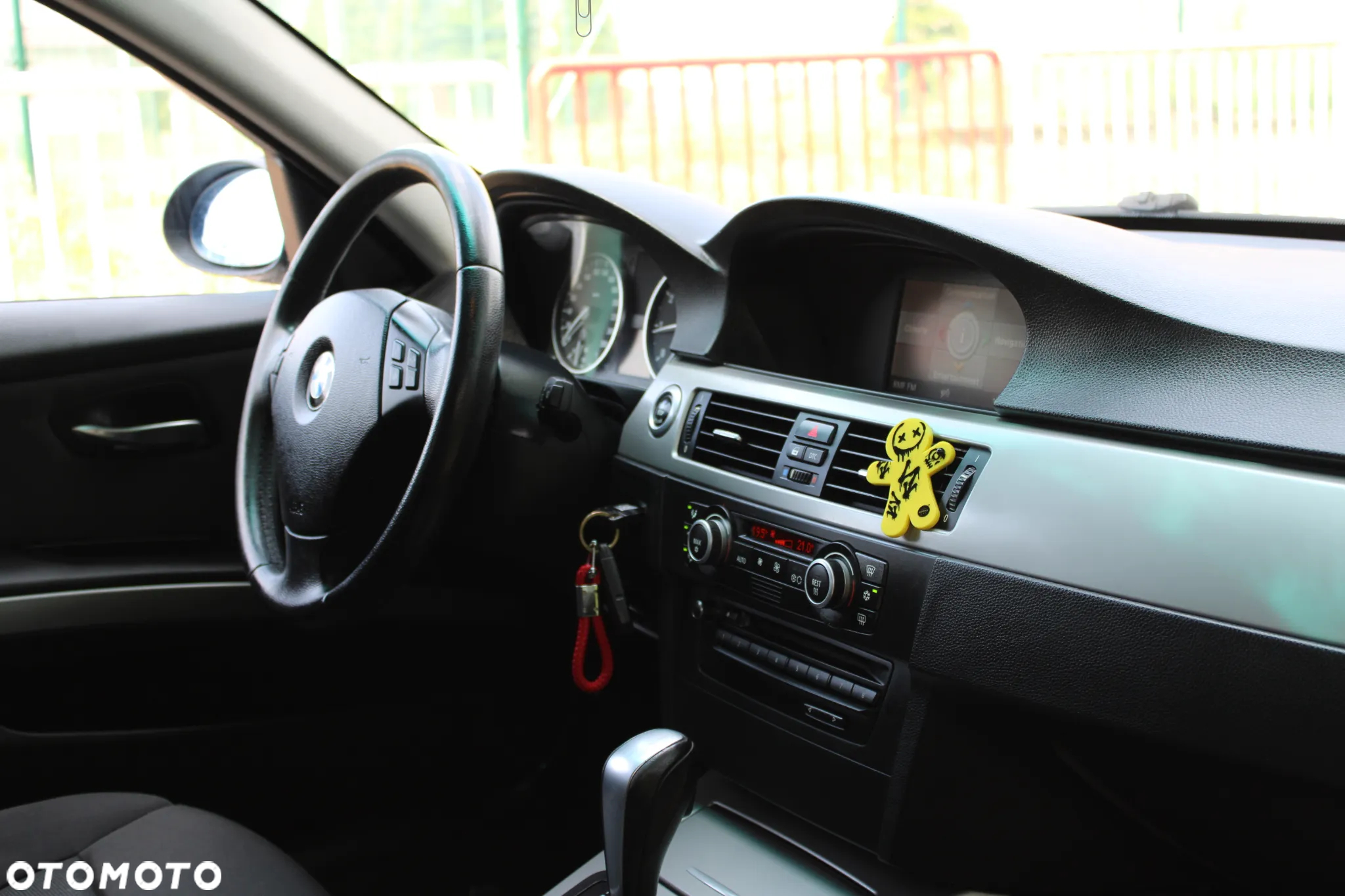BMW Seria 3 318i Edition Exclusive - 34