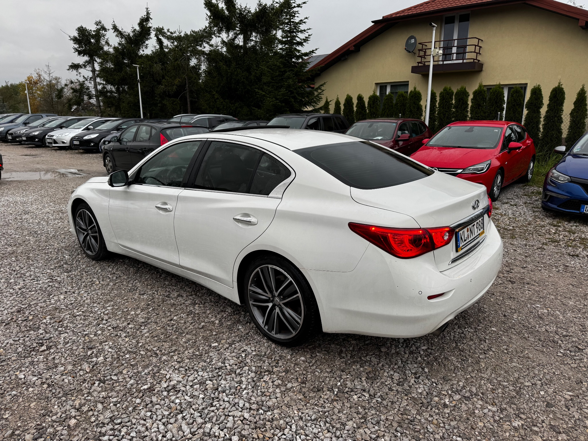 Infiniti Q50 2.0t Premium Tech - 16