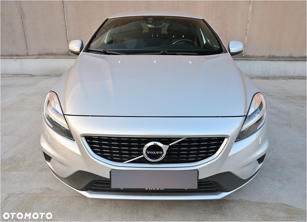 Volvo V40 D3 Geartronic RDesign - 12