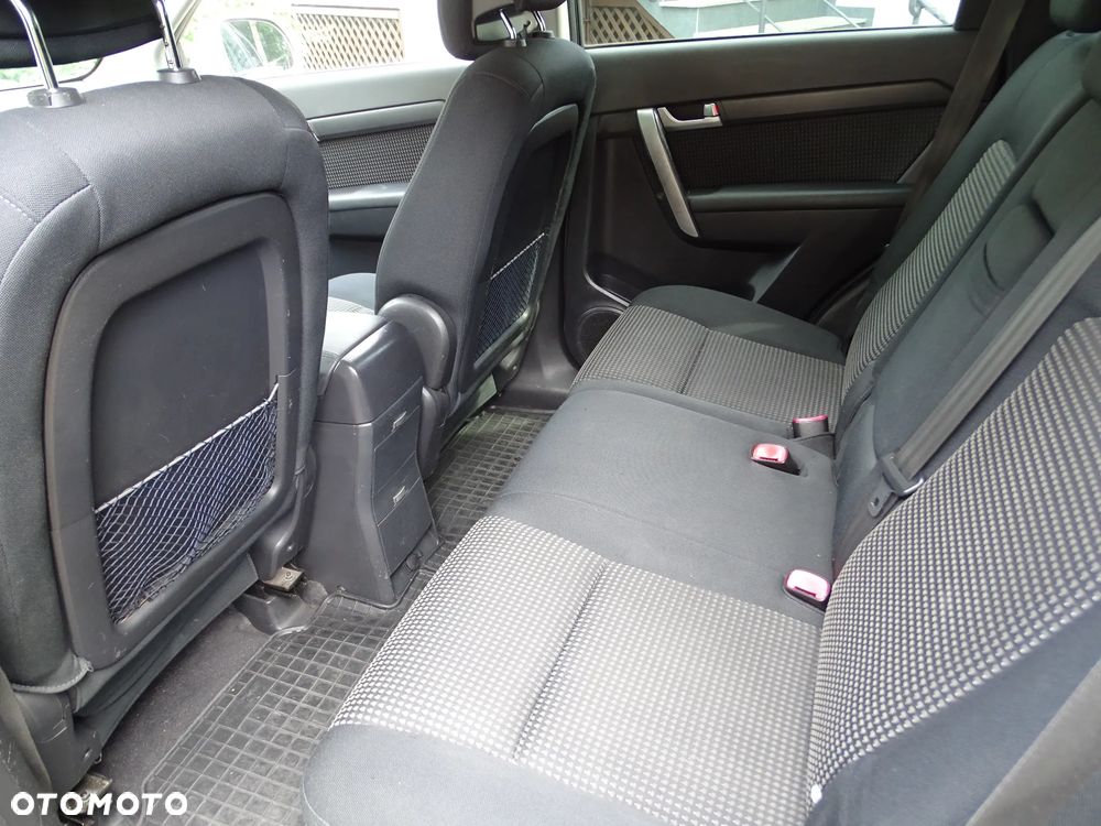 Chevrolet Captiva 2.4 LS - 10