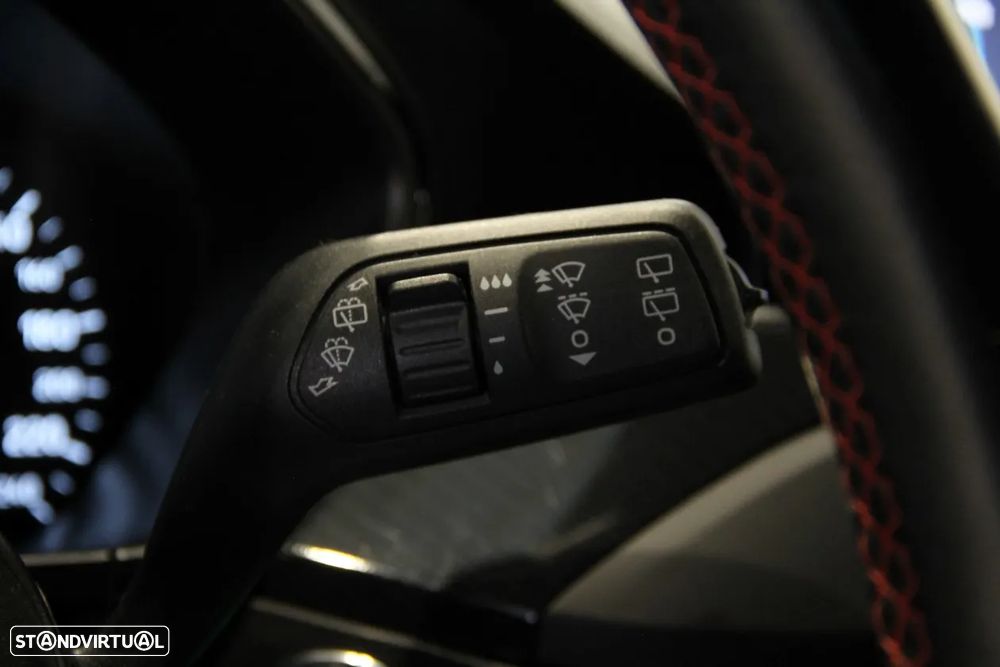 Ford Focus 1.0 EcoBoost ST-Line - 13