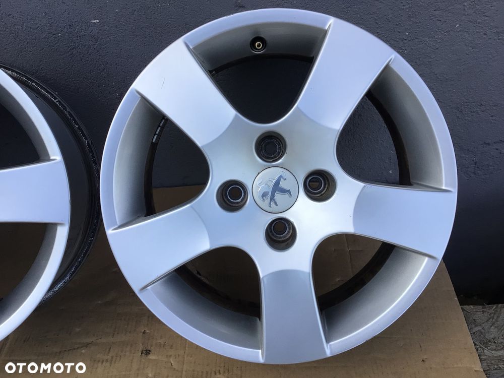 Felgi aluminiowe 4szt Peugeot 6x16 et27 4x108 - 5
