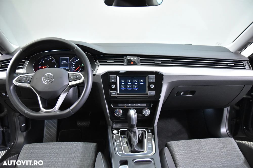 Volkswagen Passat - 9