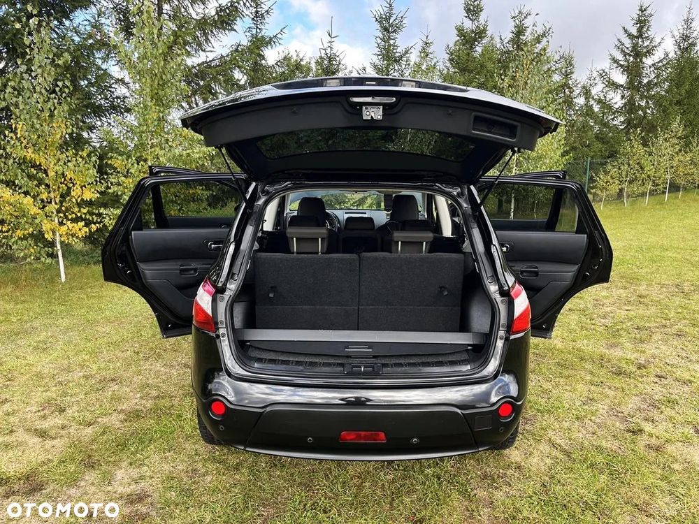 Nissan Qashqai+2 - 9