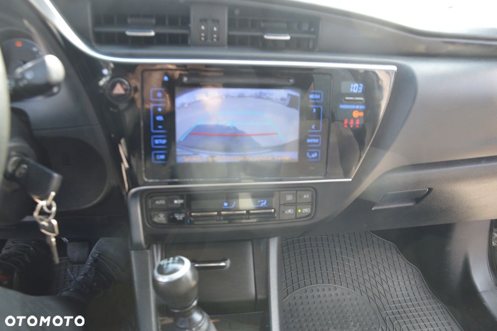 Toyota Auris - 8