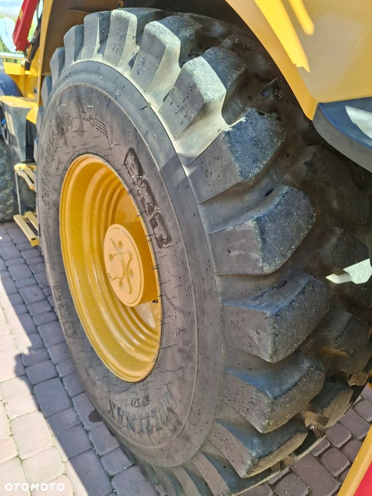 Caterpillar CAT 432 07A - 14
