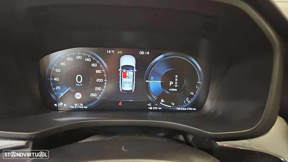 Volvo XC 60 2.0 T8 PHEV Momentum AWD - 7