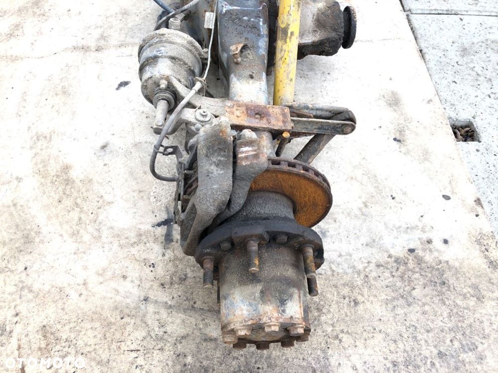 MOST DYFER TYŁ  MERCEDES-BENZ 614D  38/13 - 4