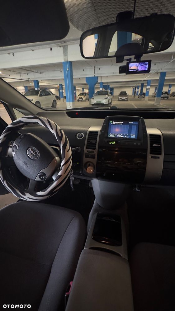 Toyota Prius 1.5 VVT-i Sol - 6