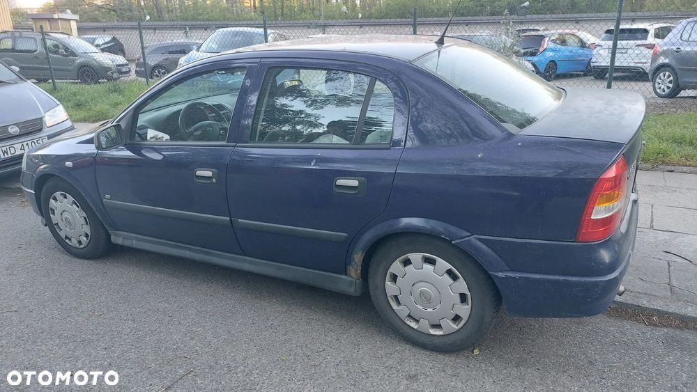 Opel Astra - 3