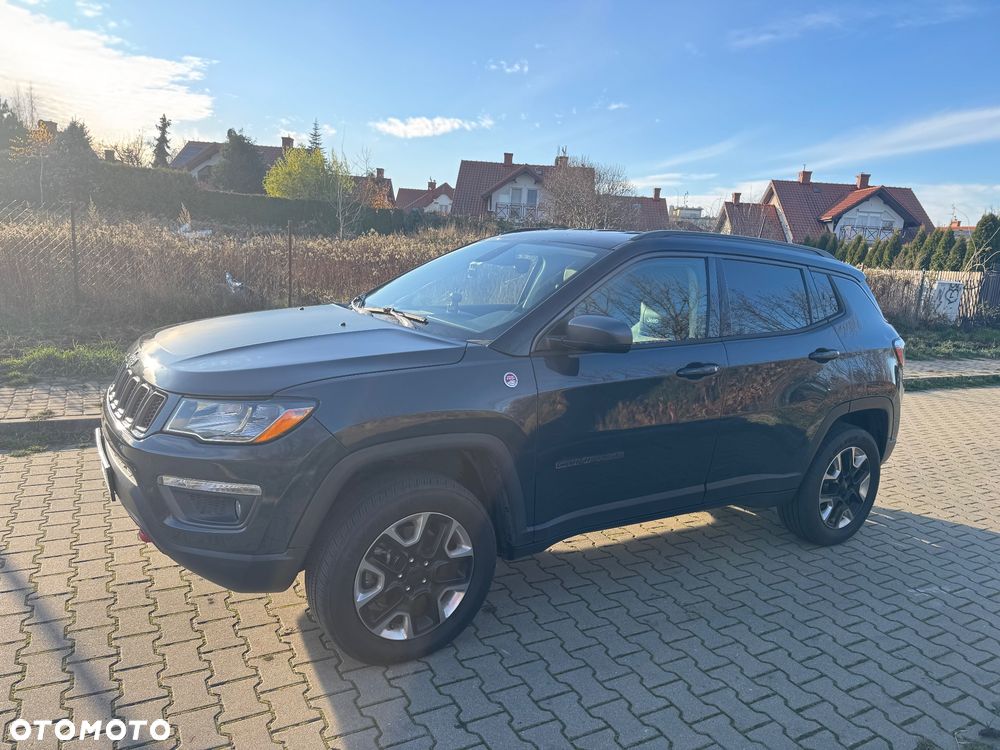 Jeep Compass - 4