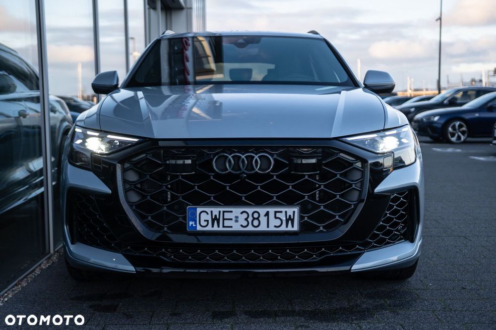 Audi RS Q8 - 2