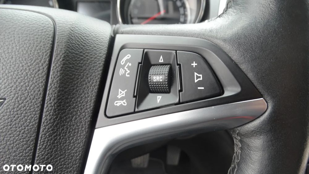 Opel Astra 1.4 Turbo Exklusiv - 28
