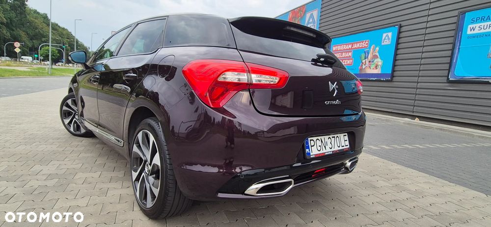 Citroën DS5 2.0 HDi Hybrid4 SoChic MCP - 2