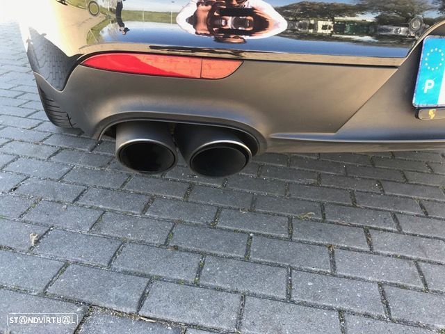 Porsche Panamera Turbo PDK - 15