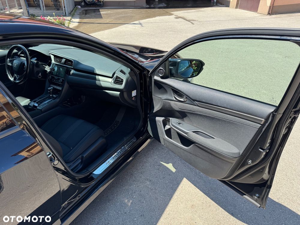 Honda Civic 1.0 T Executive Sport Line - 25