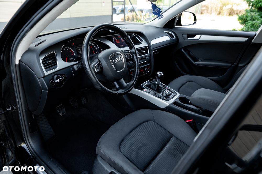 Audi A4 Avant 2.0 TFSI Attraction - 17