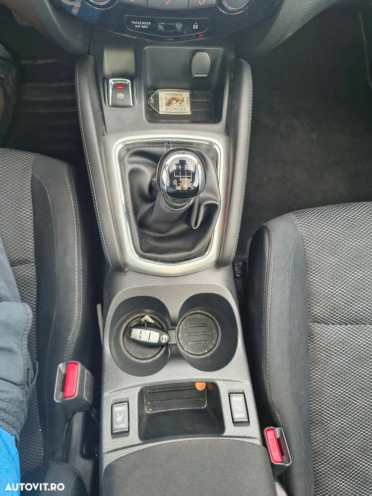 Nissan Qashqai 1.2 DIG-T 360 - 25