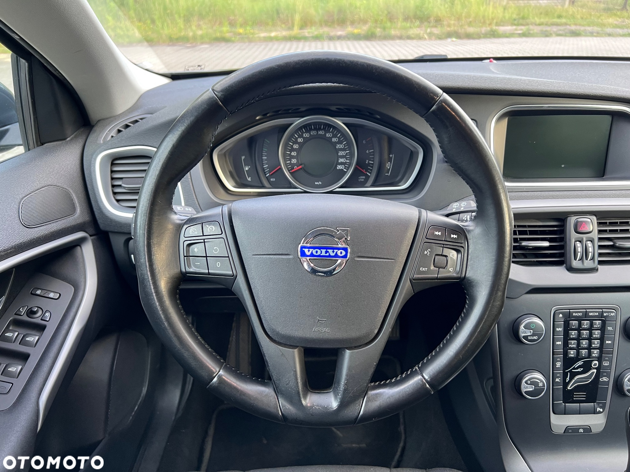 Volvo V40 - 26