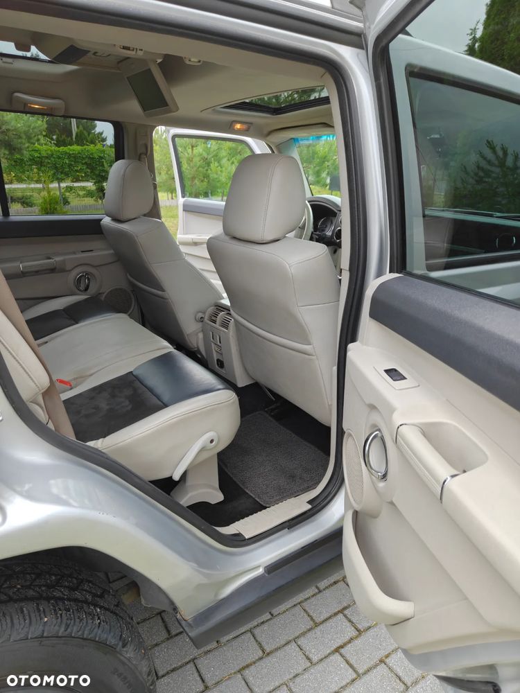 Jeep Commander 5.7 V8 Overland - 14