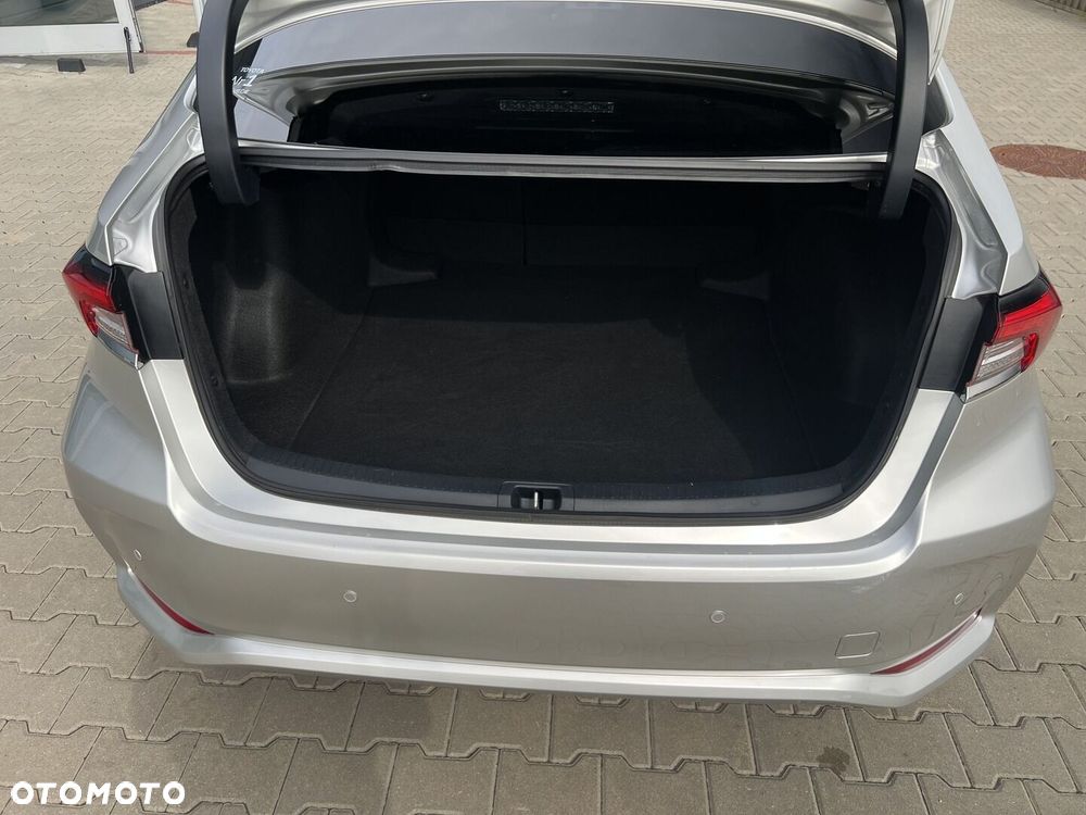Toyota Corolla 1.8 Hybrid Style - 23