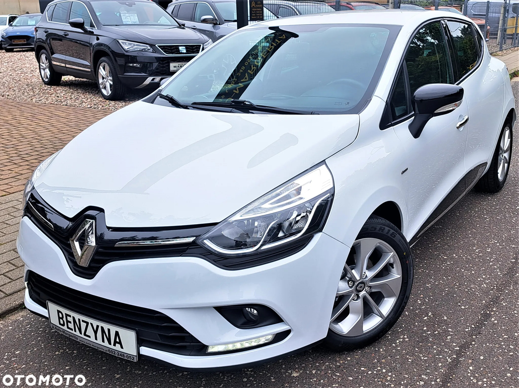 Renault Clio 1.2 16V Limited - 11