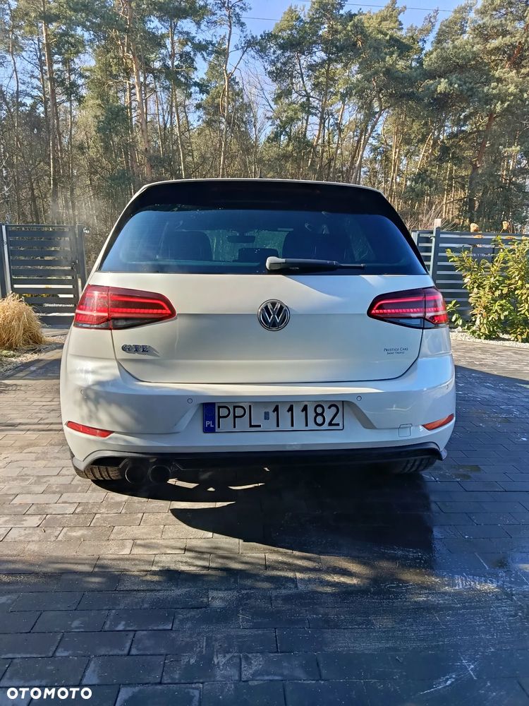 Volkswagen Golf - 36