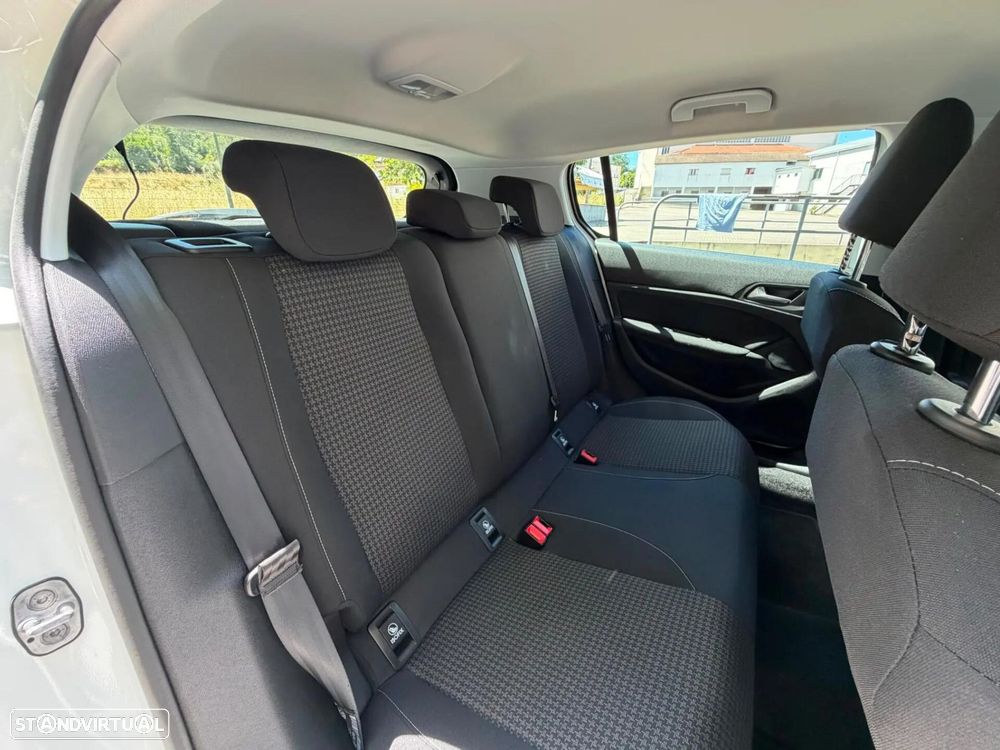 Peugeot 308 1.5 BlueHDi Active Pack - 31