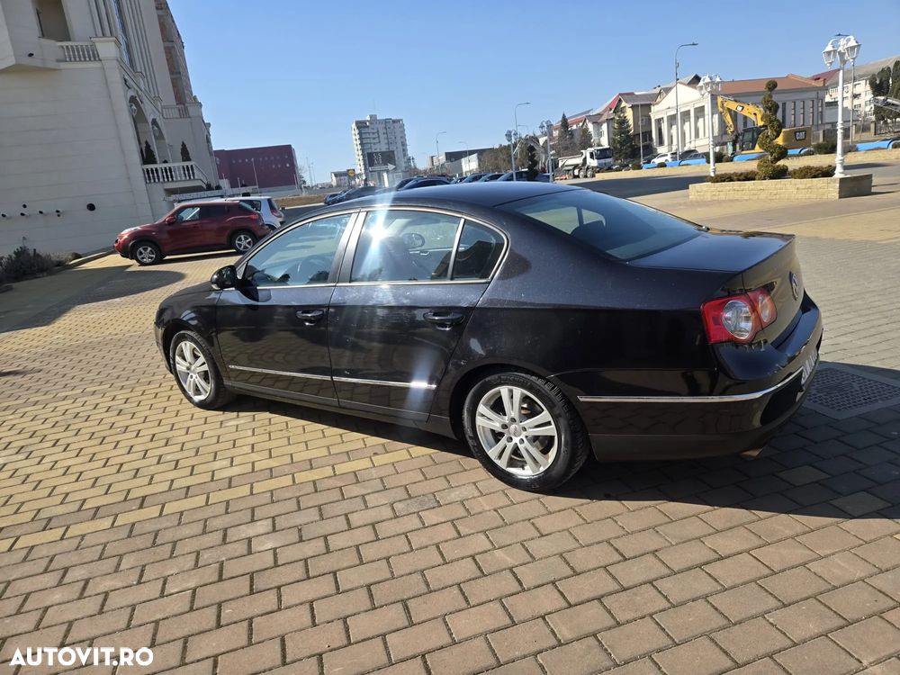 Volkswagen Passat 2.0 TDI DPF 4Motion Sportline - 7