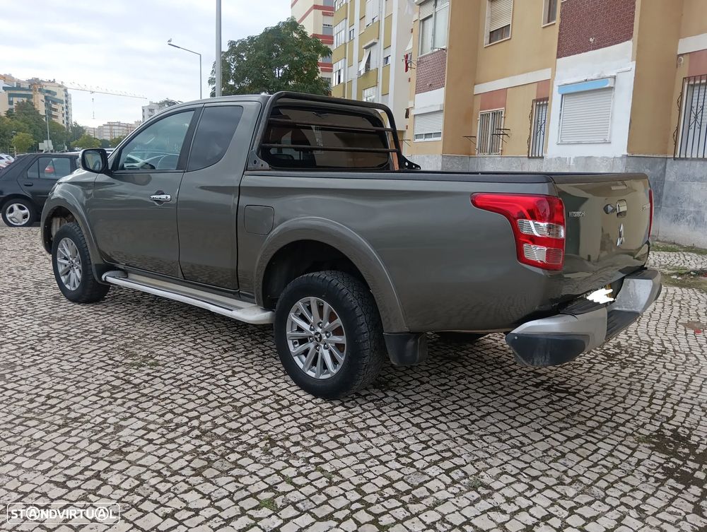 Mitsubishi L200 2.4 DI-D CD Instyle Strakar 4WD - 16