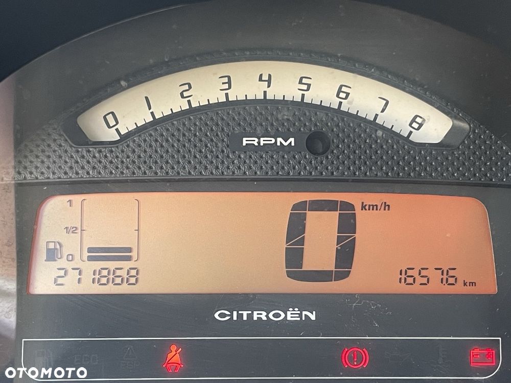 Citroën C2 1.4 VTR - 6