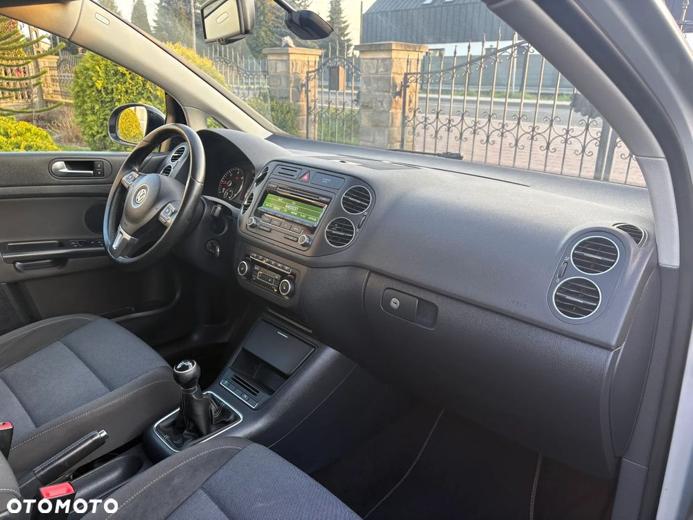 Volkswagen Golf Plus - 17