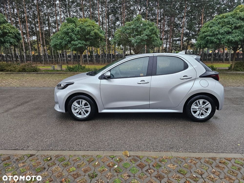 Toyota Yaris - 8