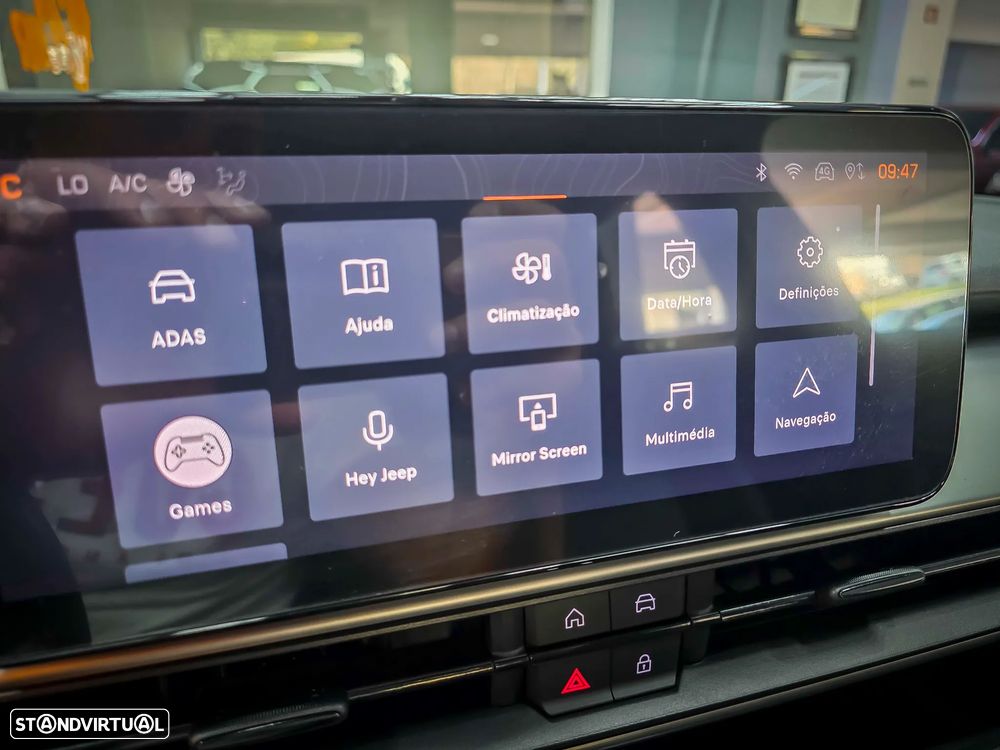 Jeep Avenger 1.2 e-Hybrid Longitude DCT - 29
