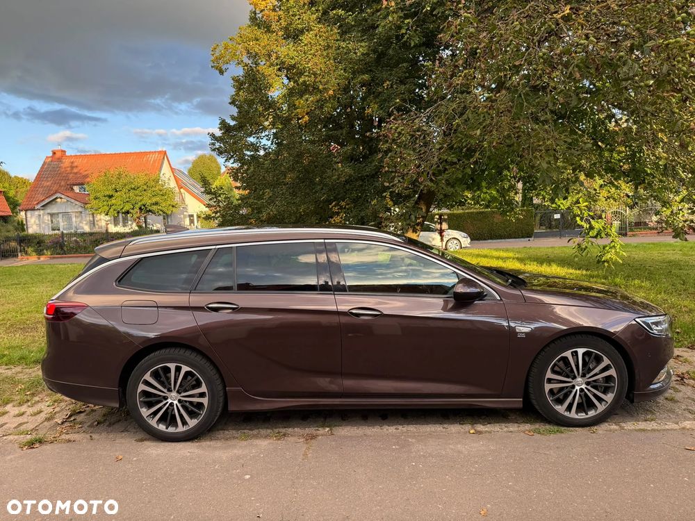 Opel Insignia CT 2.0 T 4x4 Exclusive S&S - 4