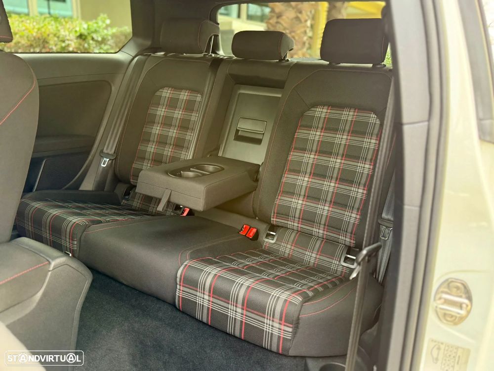 VW Golf GTI (BlueMotion ) DSG - 10