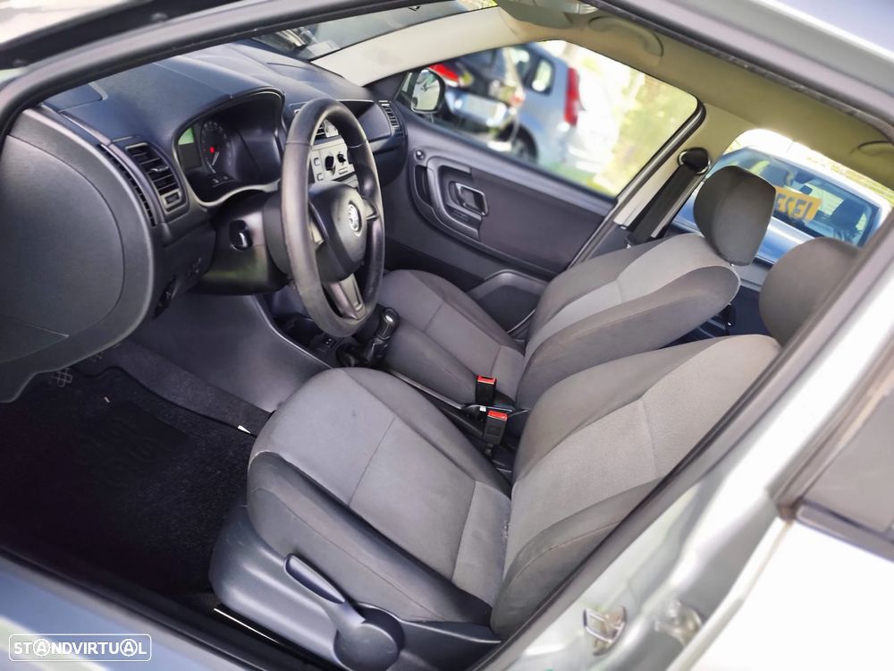 Skoda Fabia Break 1.2 TDi Active Plus - 22