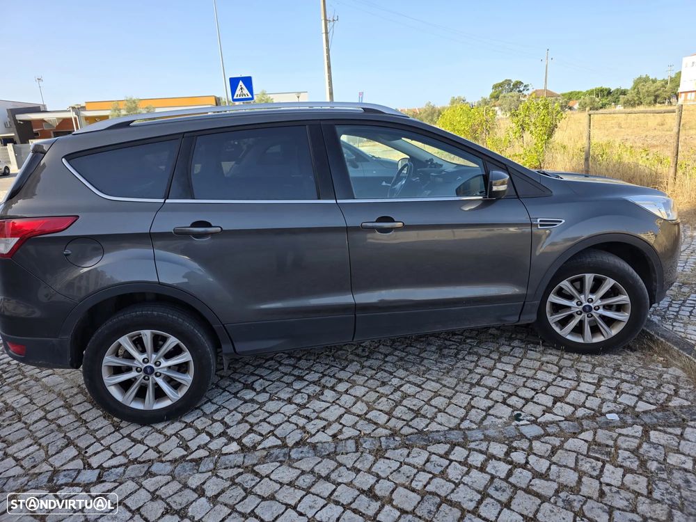 Ford Kuga 2.0 TDCi Titanium - 5