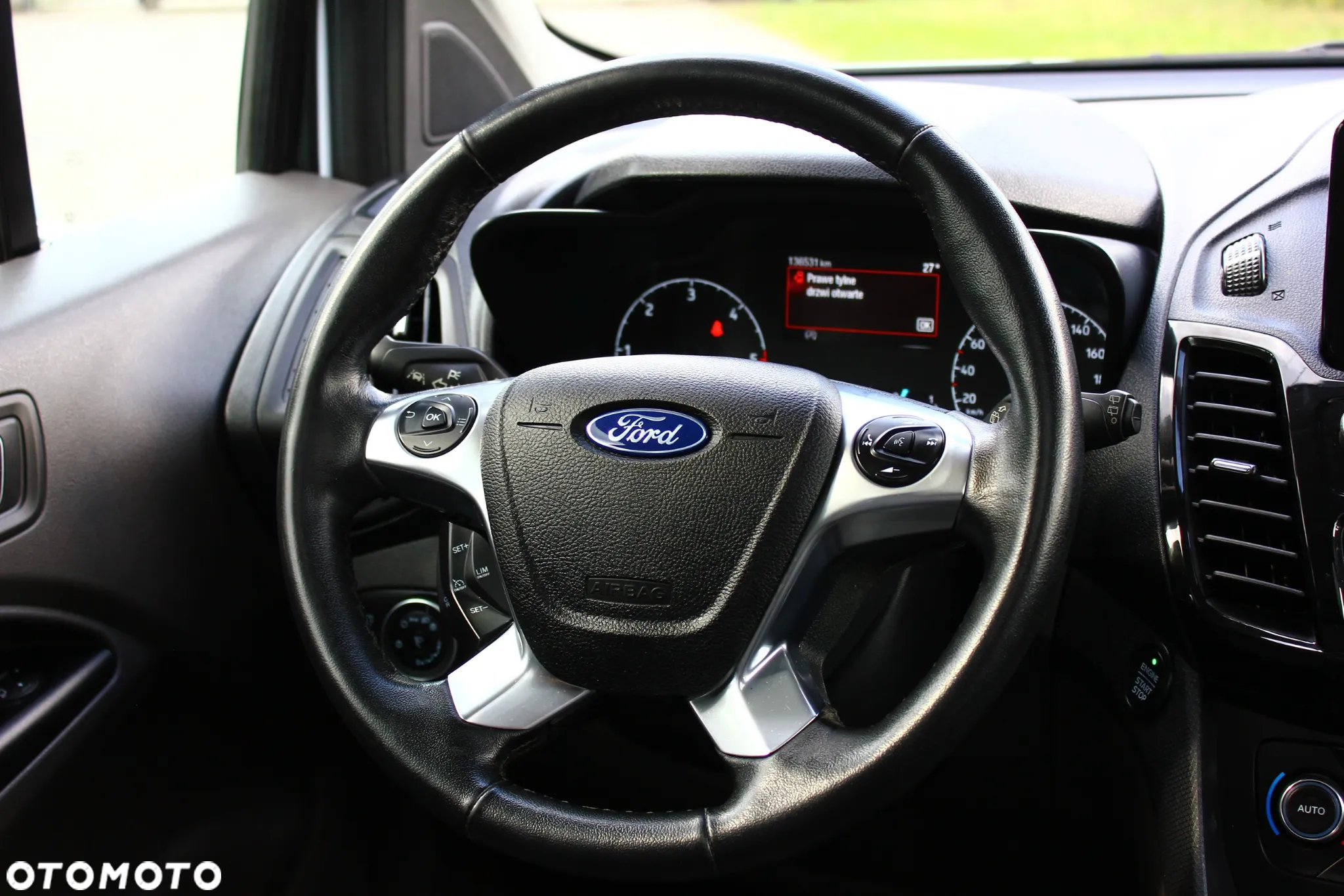 Ford Tourneo Connect 1.5 EcoBlue Titanium - 39