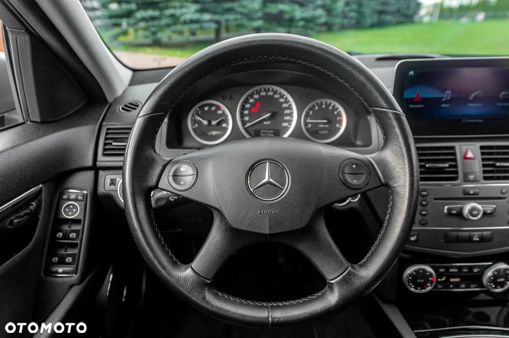 Mercedes-Benz Klasa C 200 Kompressor Avantgarde - 25