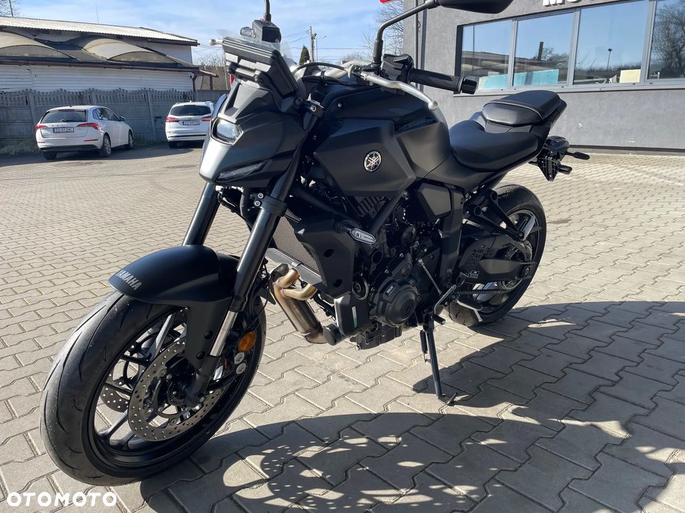 Yamaha MT - 4