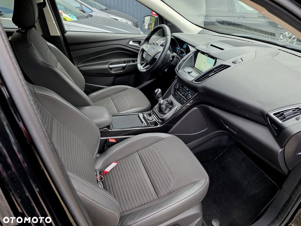 Ford Kuga 2.0 TDCi AWD Titanium - 11